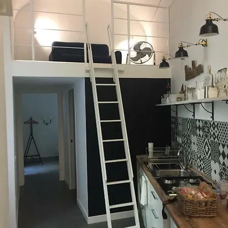 Bed & Breakfast Cosyhomesuite 4*