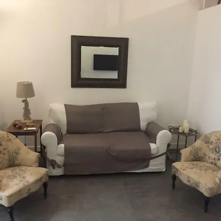 Cosyhomesuite 4* Naples